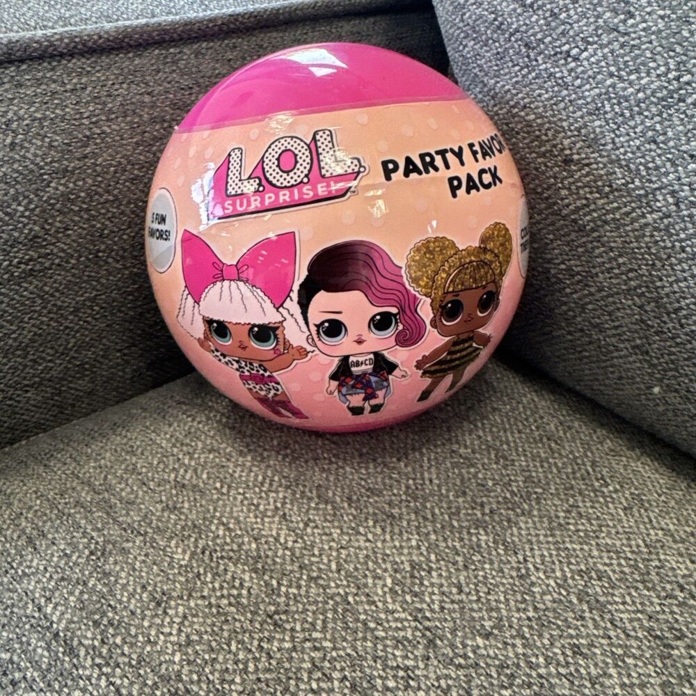 LOL Surprise! Ball Party Favor Pack 1 Count Includes Sticker Necklace Lip Balm